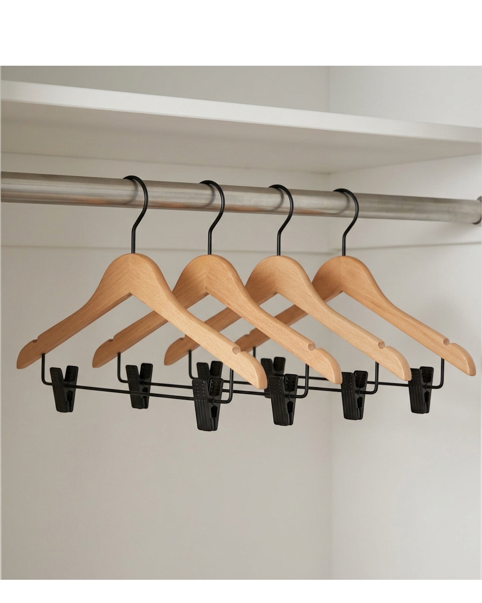 Glpwc Beechwood Double Clip Pants Hanger Set of 4 Natural Black - Lifestyle view